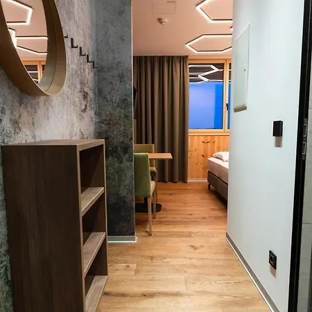 Hotel Delta X
